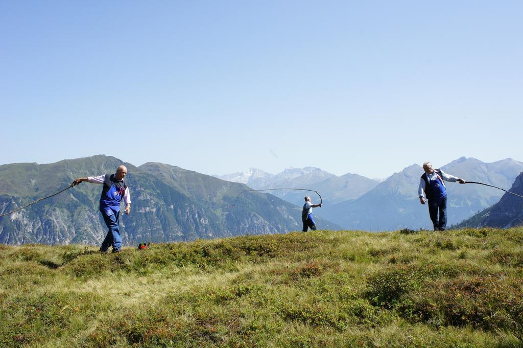 Отель Berggasthaus Edelweisshutte Ladurns Fleres Экстерьер фото