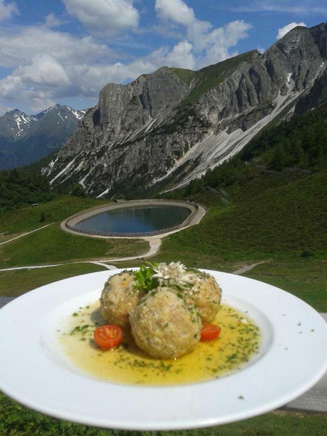 Отель Berggasthaus Edelweisshutte Ladurns Fleres Экстерьер фото